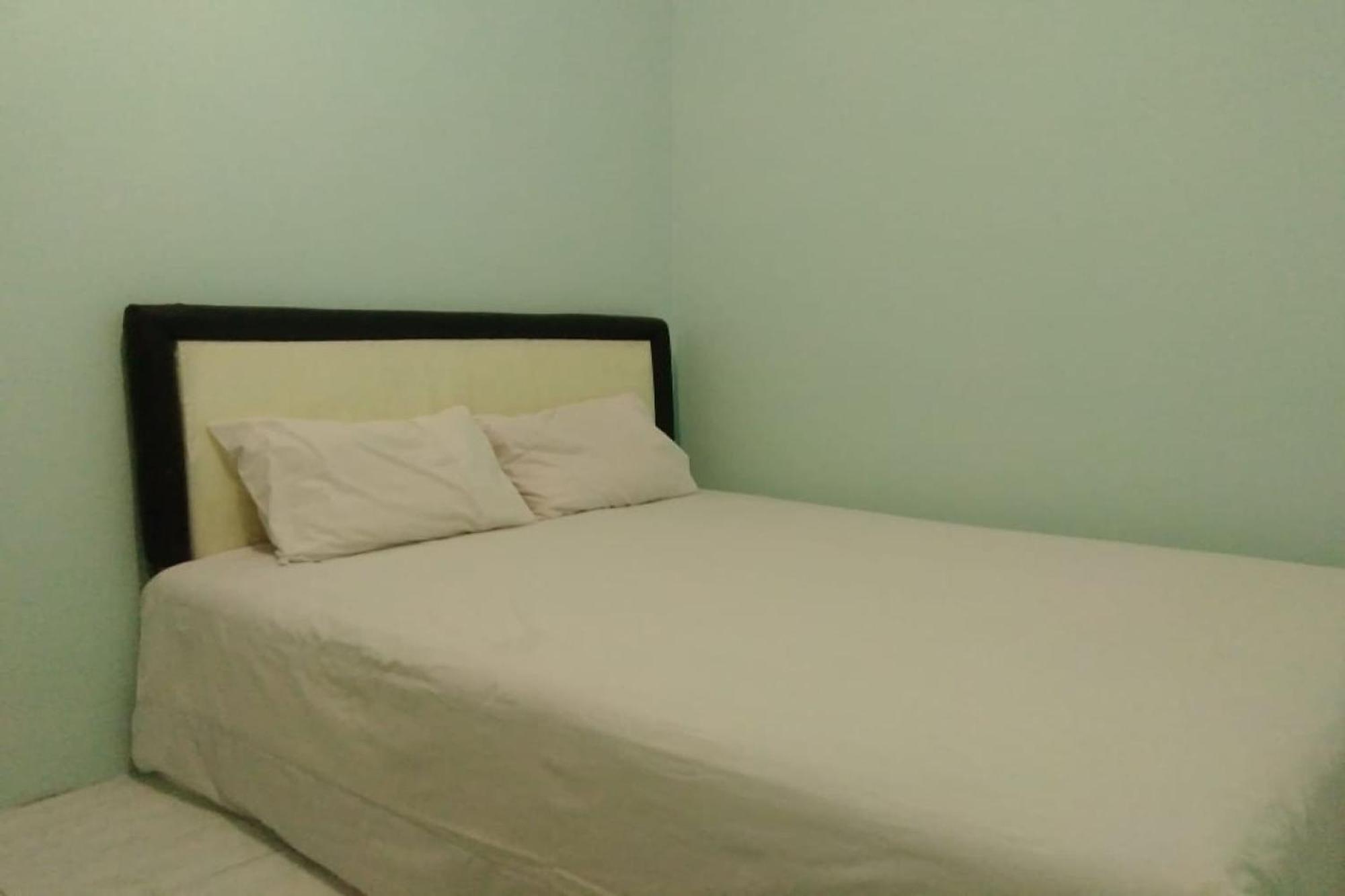 Oyo 90766 Gardenia Boarding House Hotel ปูร์โวเคอร์โต ภายนอก รูปภาพ