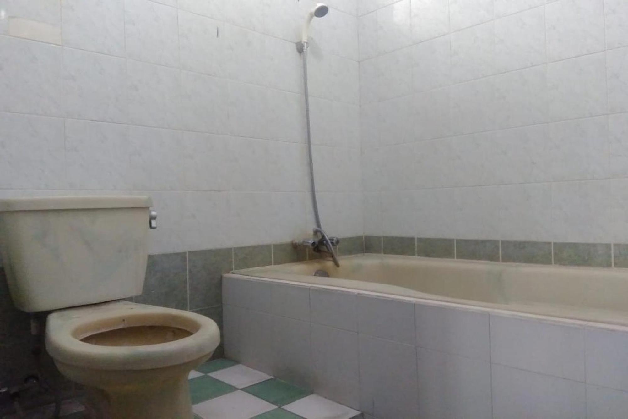 Oyo 90766 Gardenia Boarding House Hotel ปูร์โวเคอร์โต ภายนอก รูปภาพ