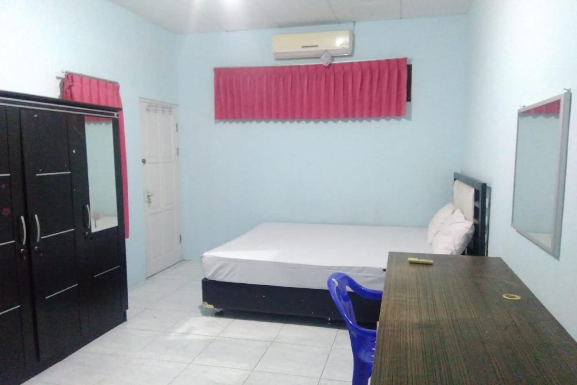 Oyo 90766 Gardenia Boarding House Hotel ปูร์โวเคอร์โต ภายนอก รูปภาพ