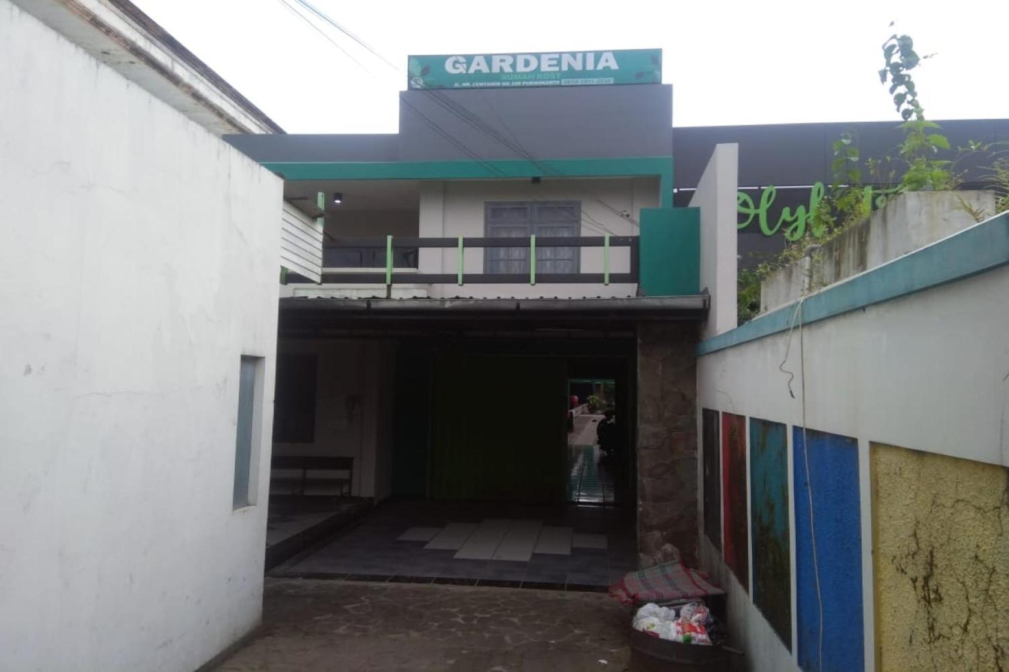 Oyo 90766 Gardenia Boarding House Hotel ปูร์โวเคอร์โต ภายนอก รูปภาพ